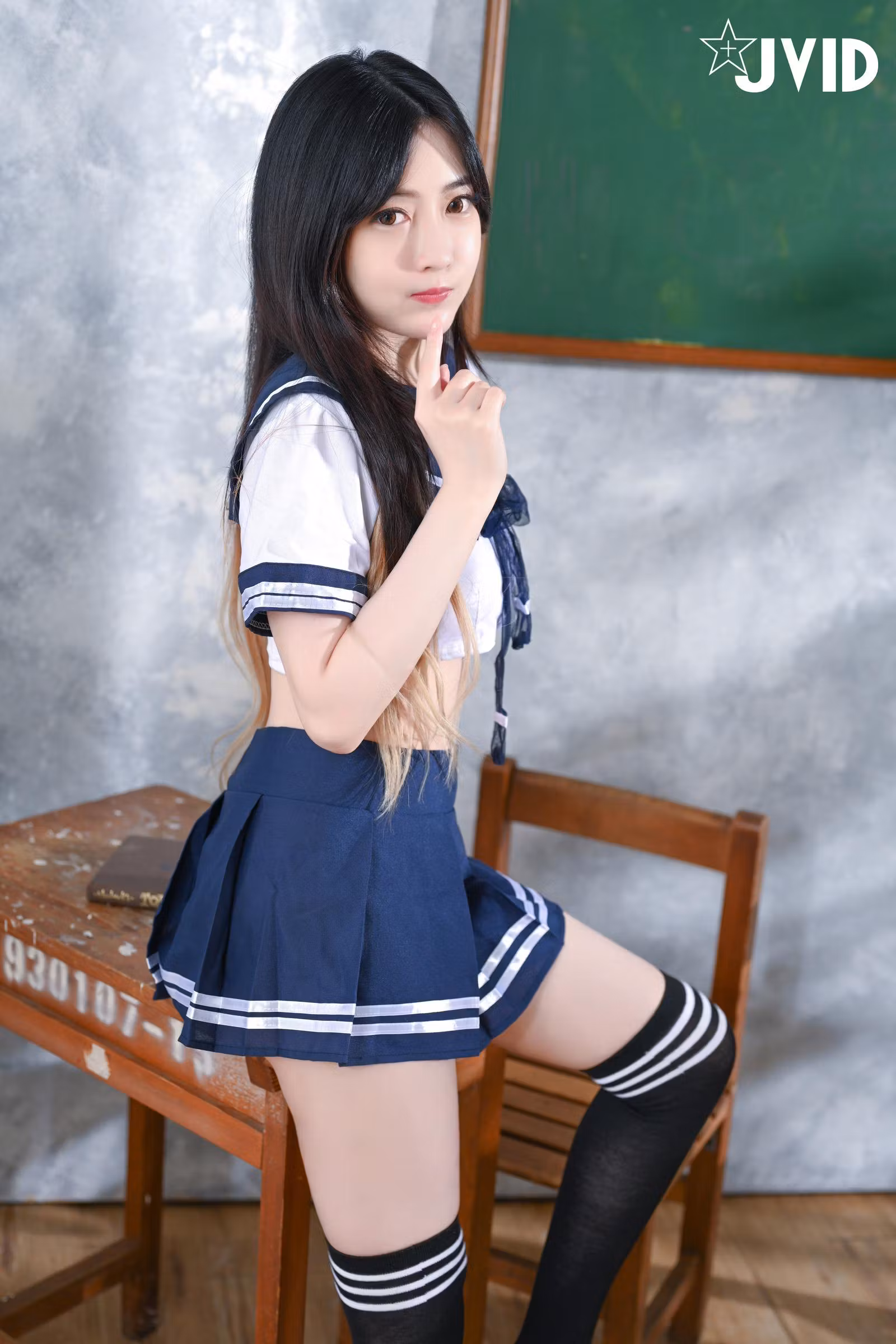 JVID 璃奈酱 全裸课堂 155P完整套图预览